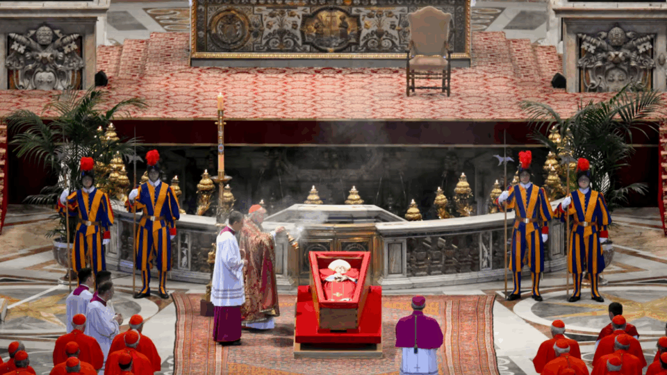 Los restos del papa Francisco descansan en la Basílica Santa María la Mayor: Unas 250 mil personas asistieron al funeral