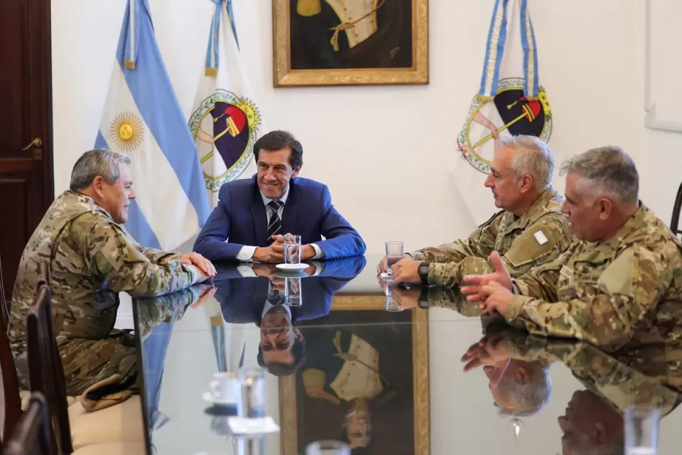 Sadir se reunió con el Jefe de la 2ª División del Ejército Argentino