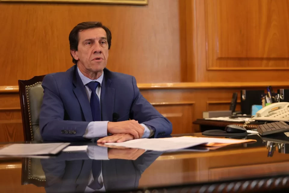 Sadir anunció medidas de alivio fiscal y estabilidad laboral para estatales