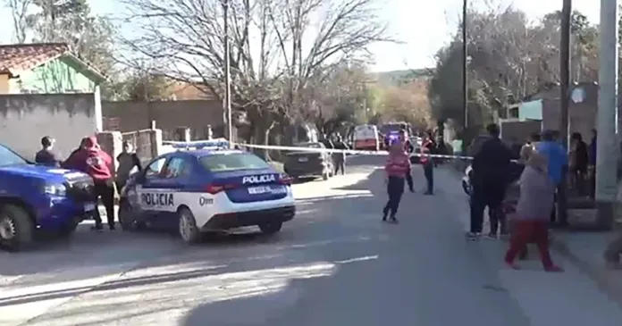 Córdoba: un niño de 4 años murió al incendiarse un auto abandonado en el que jugaba