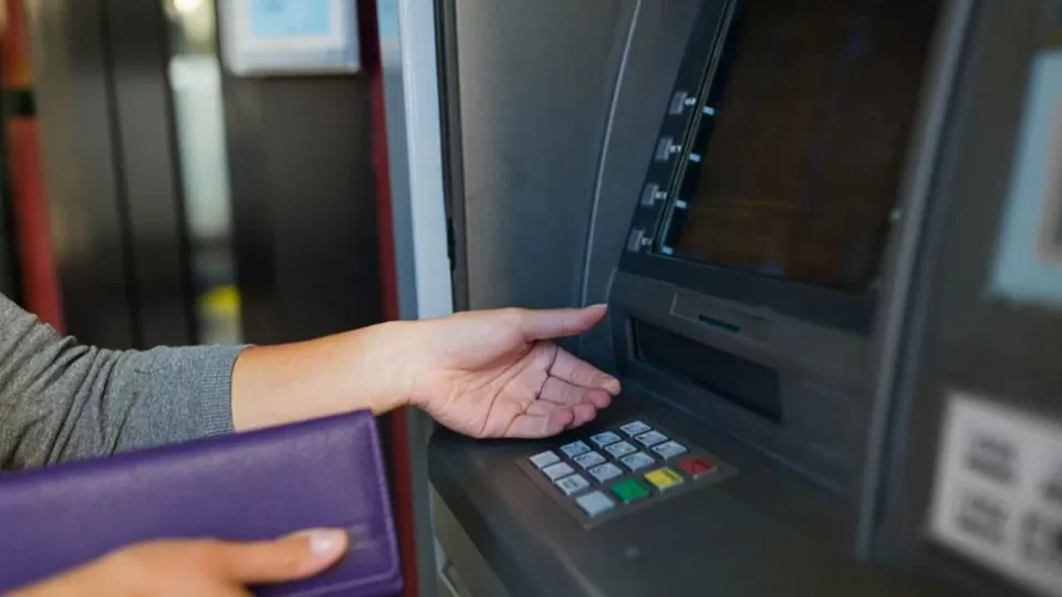 Pago de haberes de mayo y 1° SAC para trabajadores estatales