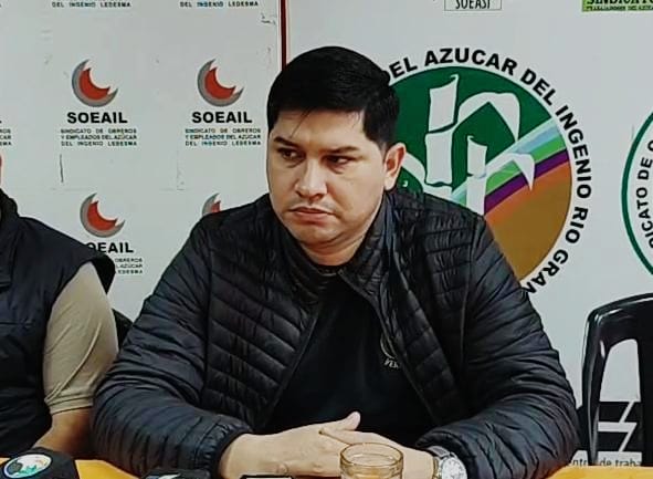 Trabajadores azucareros piden la renuncia del secretario general del SOEIL