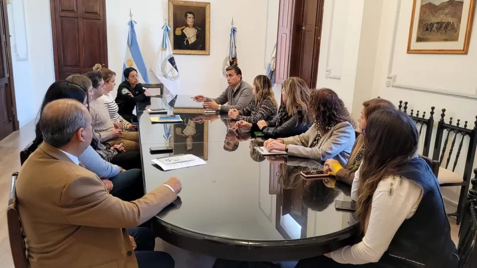El Gobierno de Jujuy diseña estrategias para combatir el grooming
