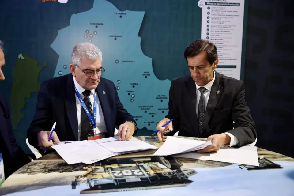 Acuerdo de Sadir y SEGEMAR para el desarrollo minero