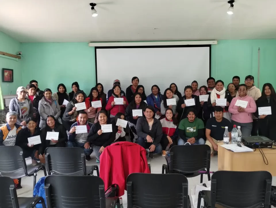 Se realizó con éxito el taller de iniciación al senderismo en Huacalera