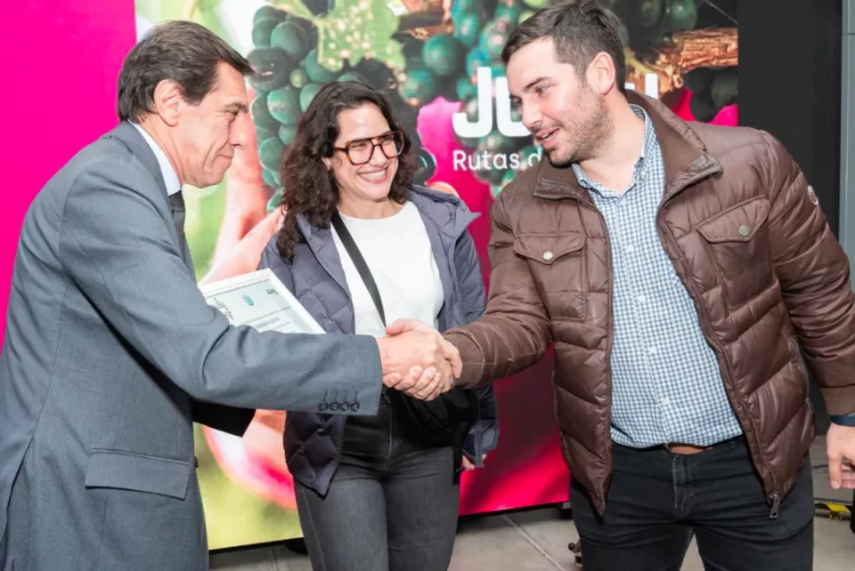 La 1ª Feria de las Rutas del Vino cautivó al público con su aroma, color y sabores jujeños