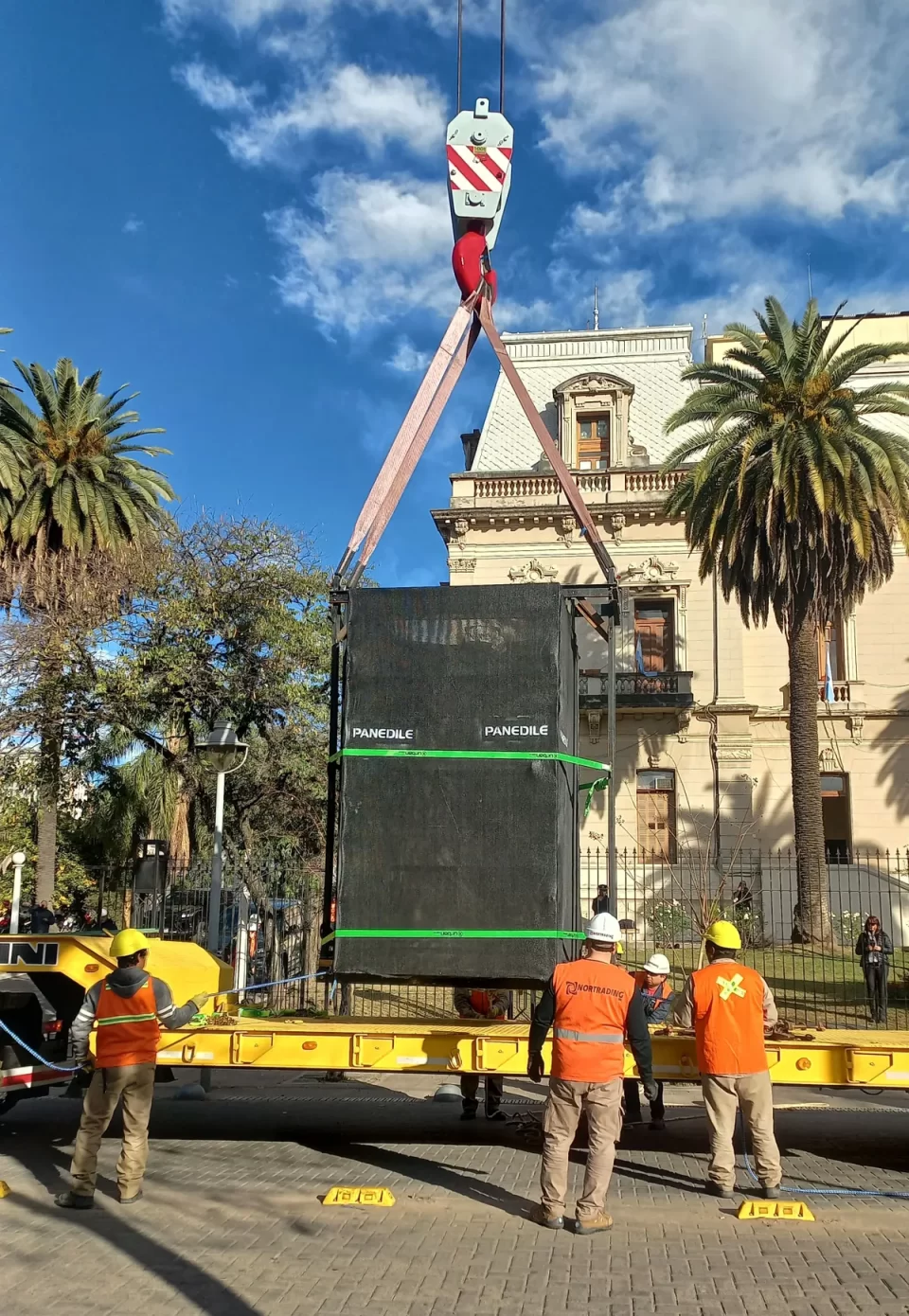 Otras dos esculturas de Lola Mora ya fueron reubicadas
