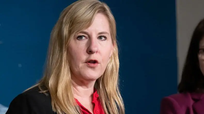 Congresista demócrata de EE.UU. muere tiroteada en «un asesinato por motivos políticos»