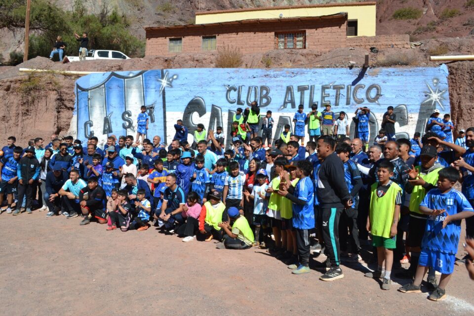 Gimnasia firmó un acuerdo que llenó de alegría a los niños de Purmamarca