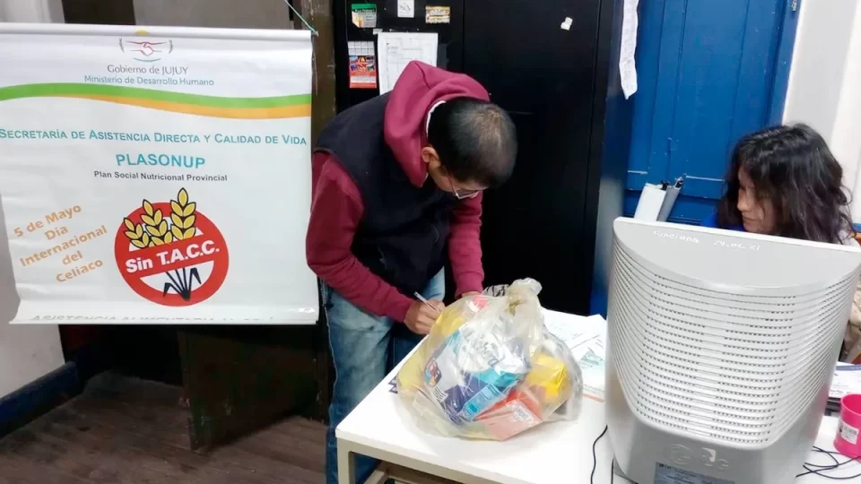 Asisten con refuerzo alimentario Sin TACC a personas con celiaquía