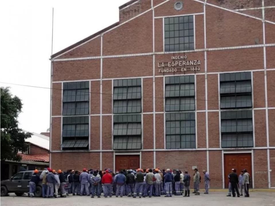 Acordaron un adelanto de 150 mil pesos para azucareros de La Esperanza