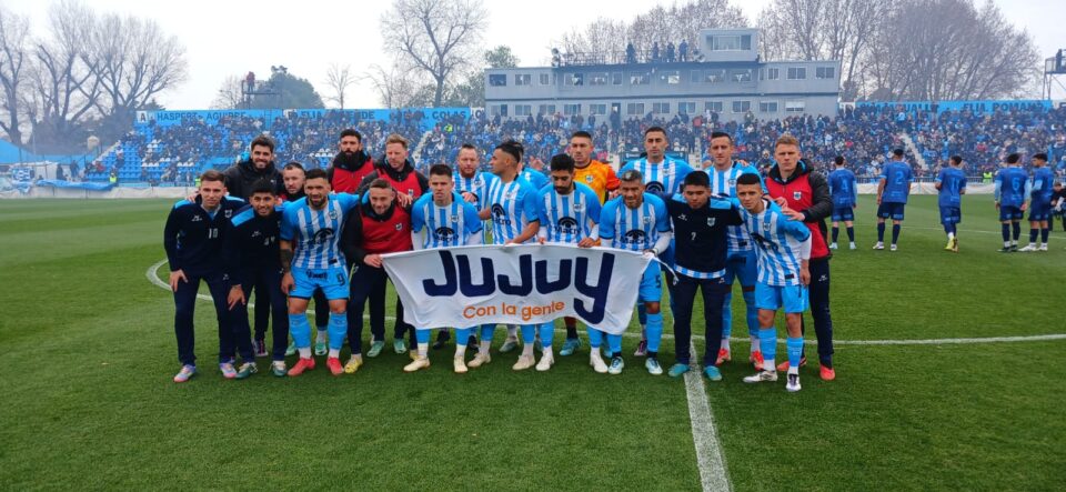 Gimnasia perdió en su visita a Temperley y ahora comparte la punta