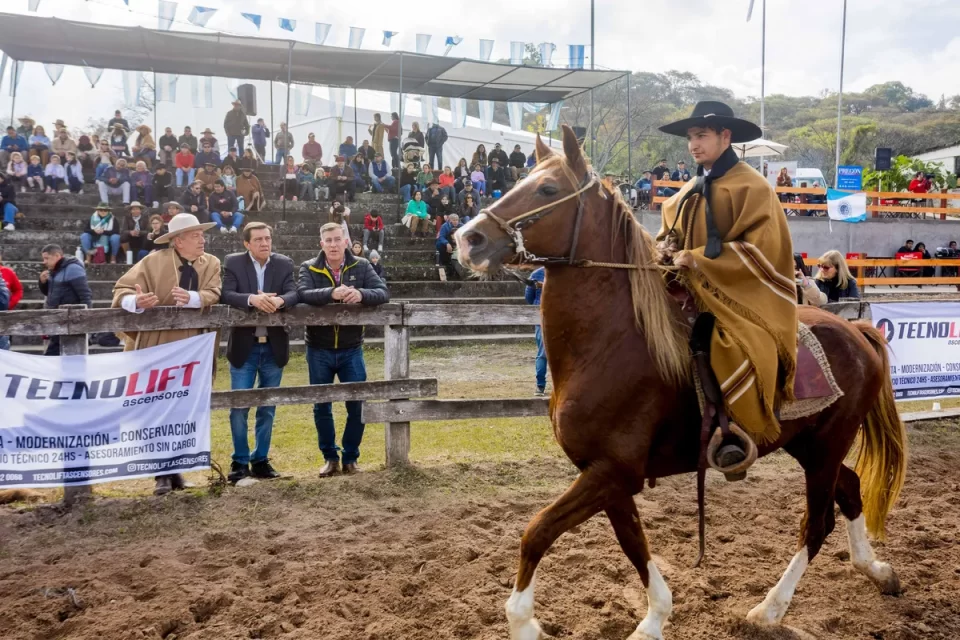 Sadir participó de la tradicional Exposición de Caballos Peruanos de Paso