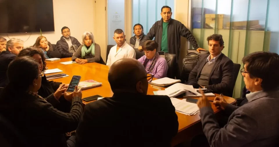 Paritarias: El Gobierno anunció aumentos en el salario docente de inicio