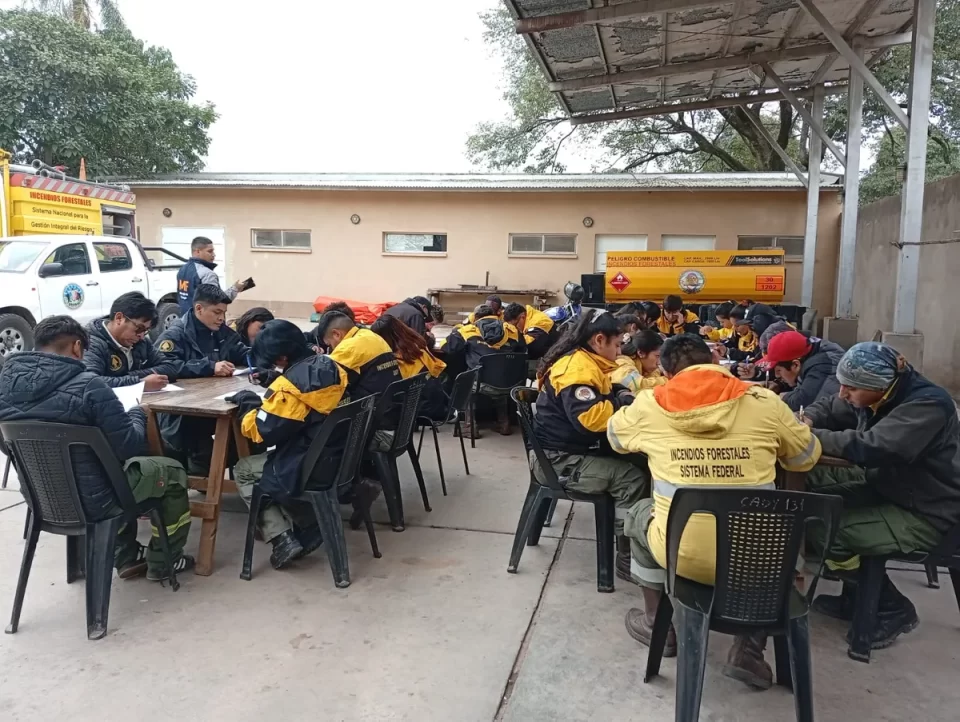 Jujuy: Brigadistas se perfeccionaron en manejos específicos ante incendios forestales