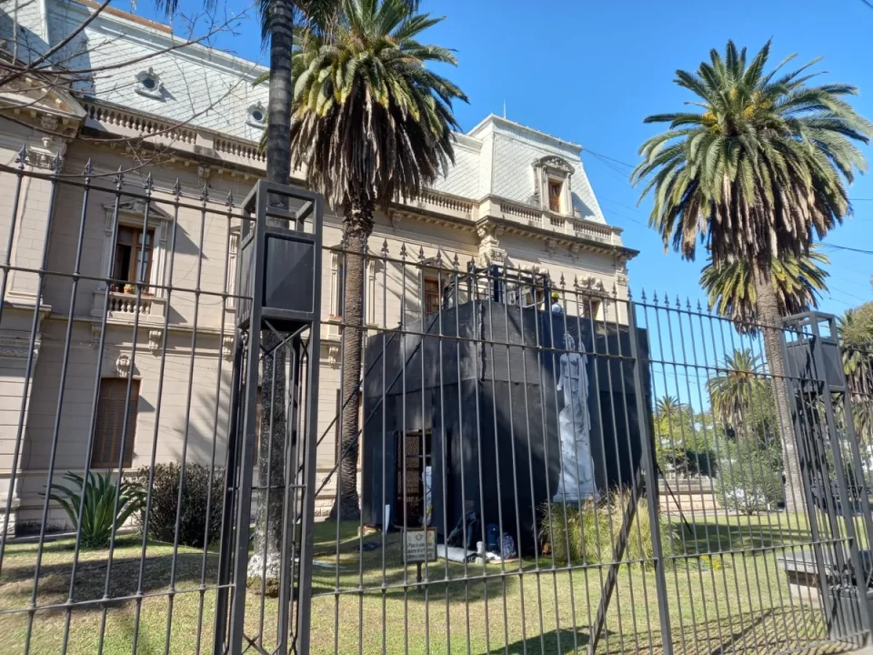 Homenaje por el traslado de esculturas al Lola Mora: invitación a un evento histórico