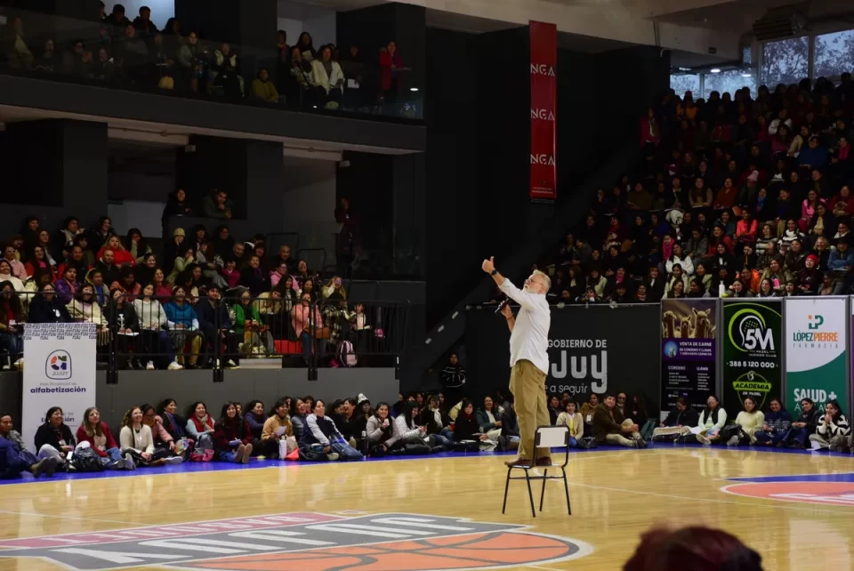 Espacios de capacitación generan amplia participación de docentes jujeños
