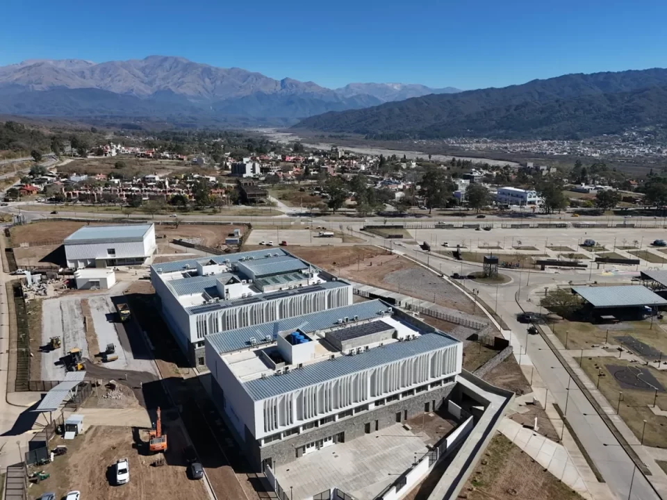 Sadir:  «La Ciudad de las Artes representa nuestro compromiso con la educación pública y la cultura»