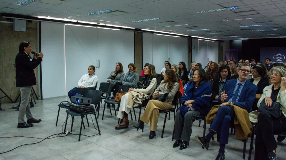 La ONG Grooming Argentina brindó capacitación al personal del Poder Judicial