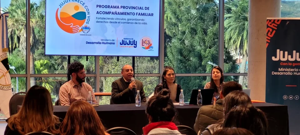 Jujuy Crece con Vos: se presentó programa para crianzas, lactancias y fortalecimiento familiar