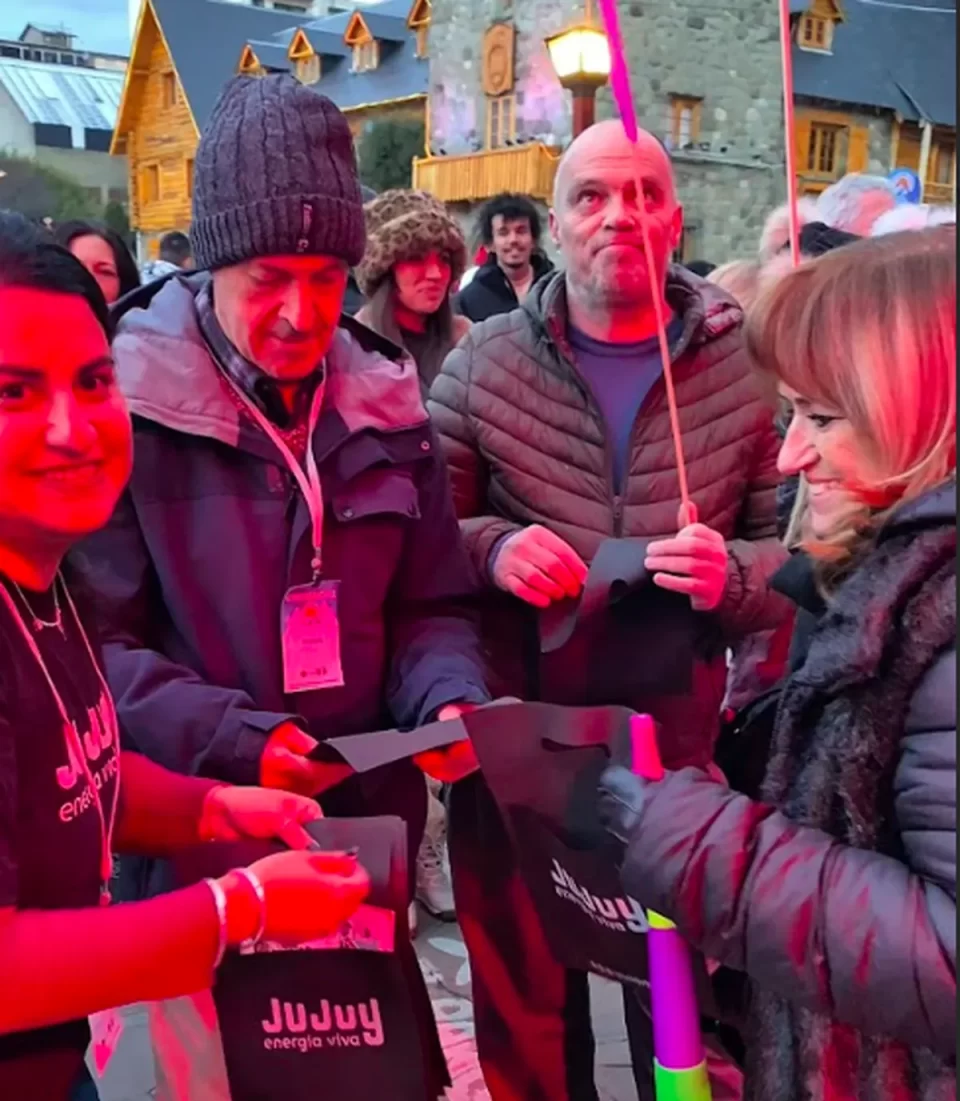 Jujuy puso ritmo norteño a la 54ª Fiesta Nacional de la Nieve en Bariloche