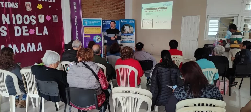   El ISJ lanzó en San Pedro el Taller «Yo Me Conecto» para Adultos Mayores