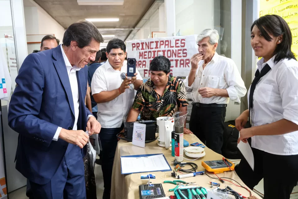  Sadir recorrió la Expo Educativa 2025 y destacó la oferta académica en Jujuy