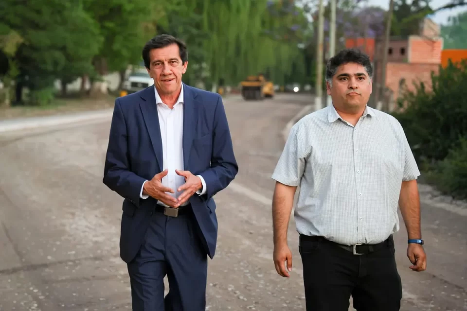 Sadir supervisó la pavimentación de la avenida Islas Malvinas en Monterrico