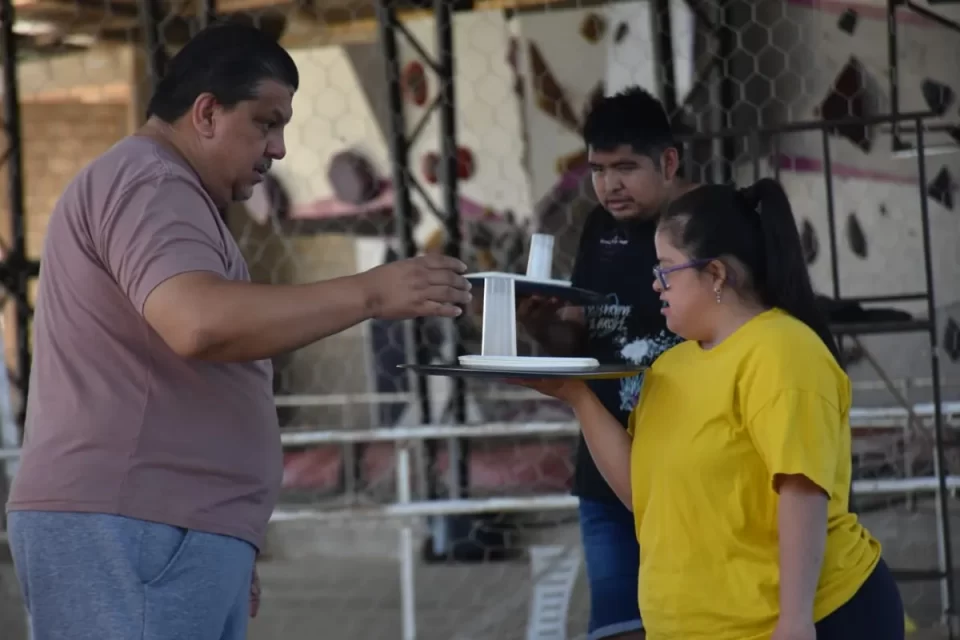 Capacitación en servicio gastronómico para la inclusión laboral en Jujuy