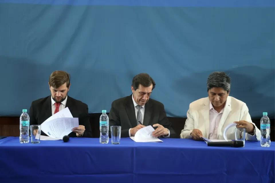 Celebran un acuerdo para la formación profesional en minería