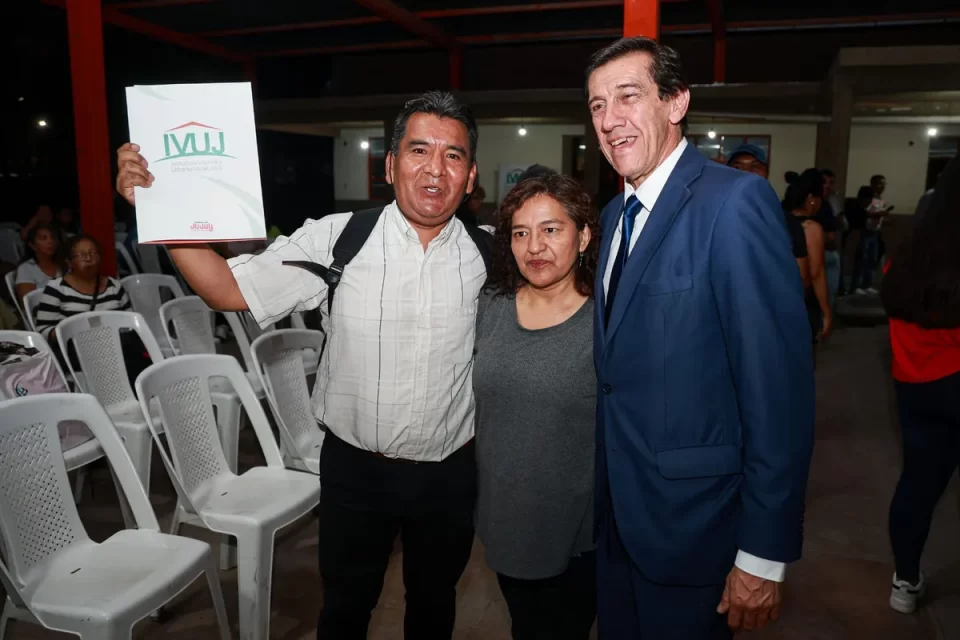 El Gobierno de Jujuy avanza en la regularización dominial de viviendas sociales