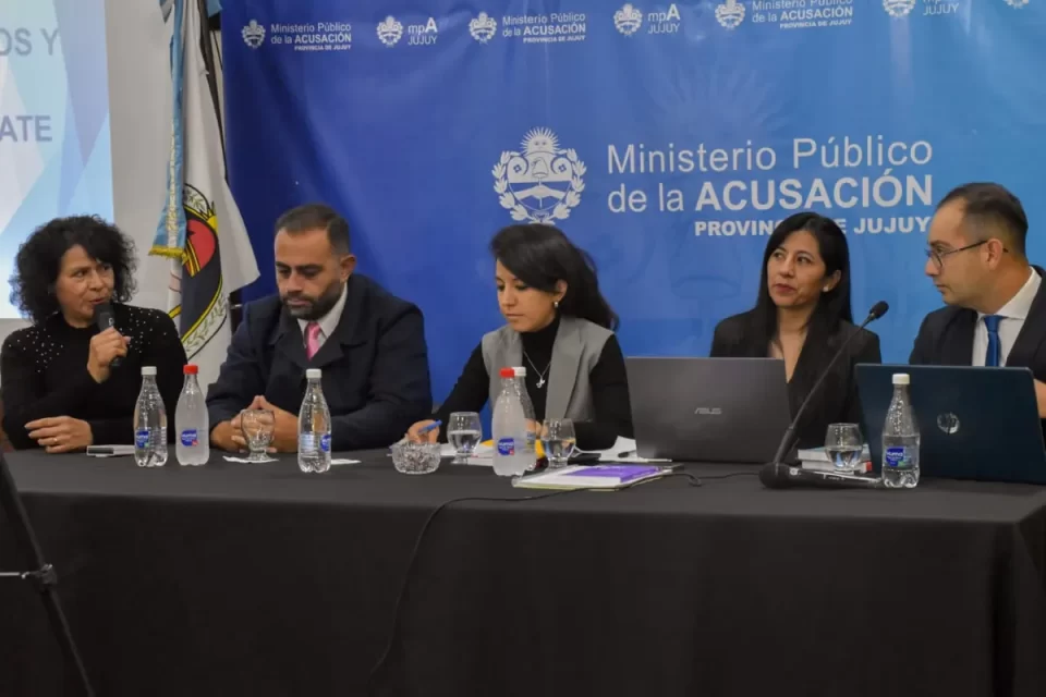 Capacitaron a profesionales del Consejo de Mujeres