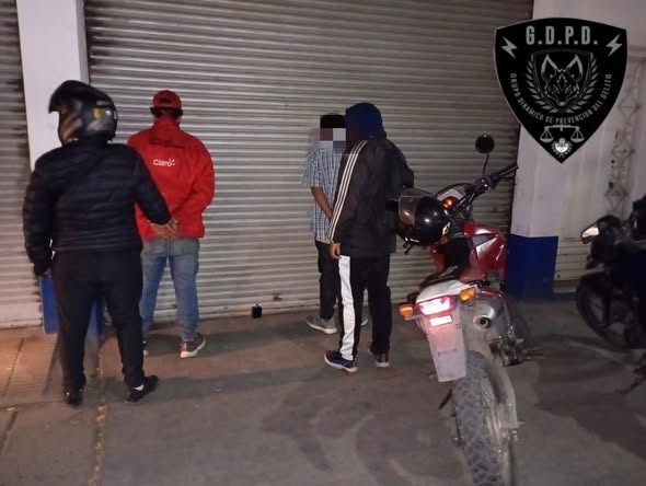 Arrestan a tres malvivientes en barrio Alto Gorriti