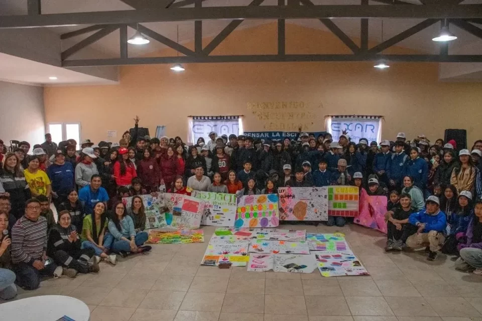 Susques: prevención de violencia digital en el taller «Lo Virtual es Real»