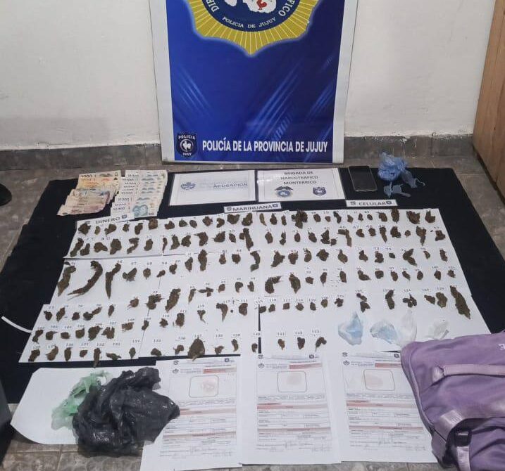 Tres arrestados en operativos antidrogas en El Carmen