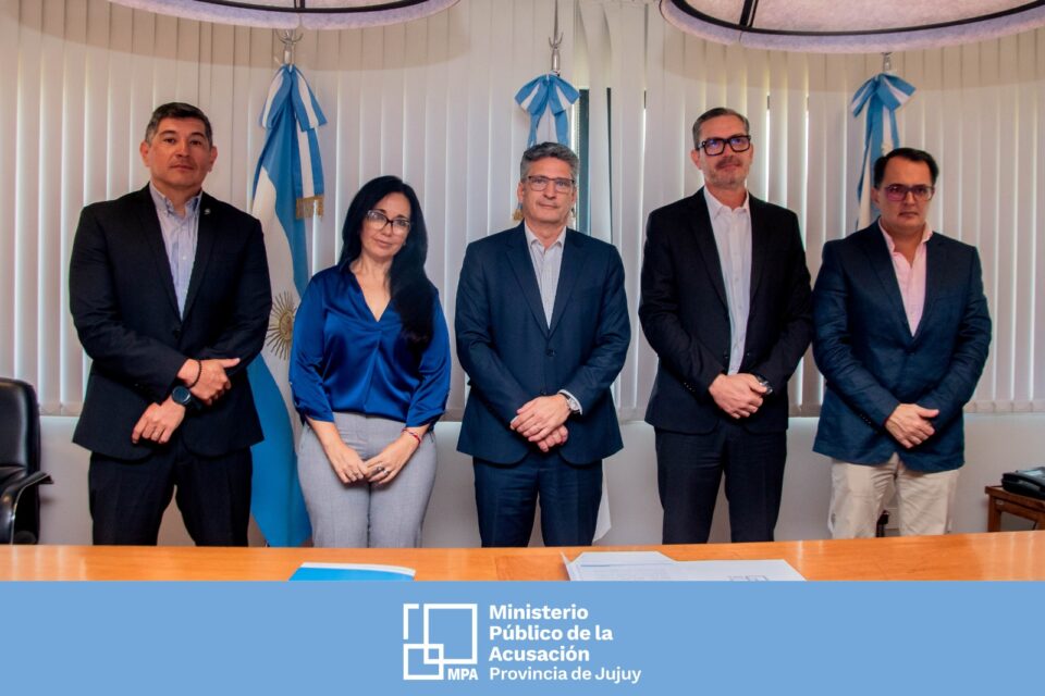 Firman convenios para fortalecer el sistema de Justicia