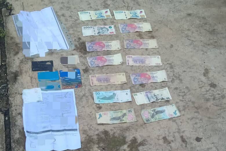 Tras protagonizar disturbios, descubrieron que ocultaba 10 envoltorios de paco en la boca