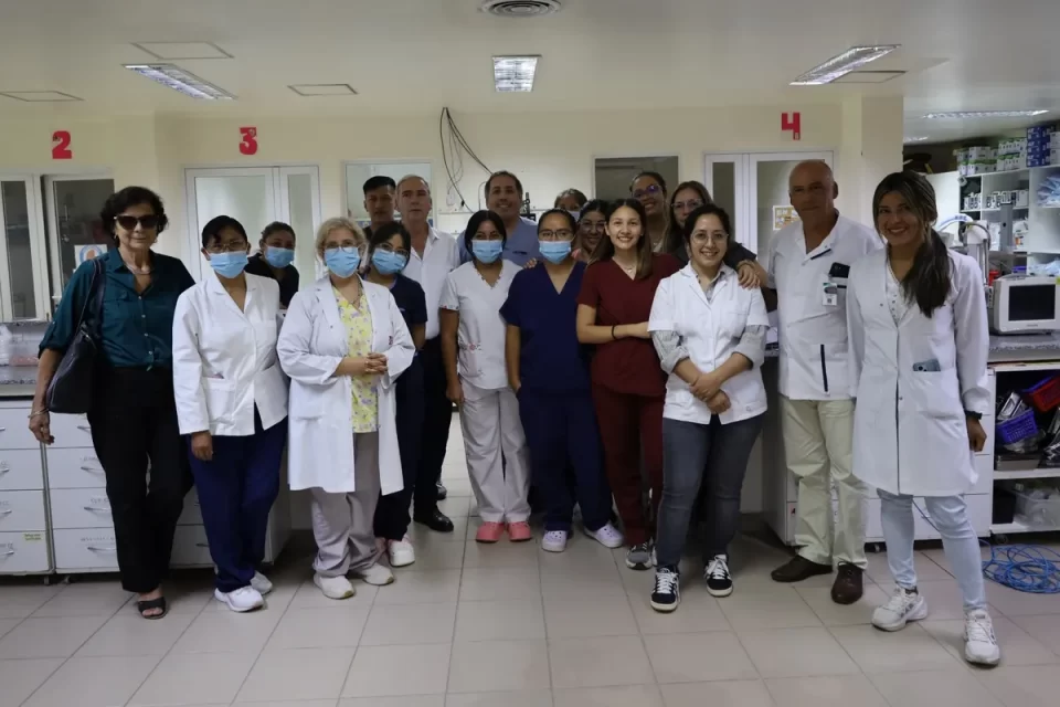 Manzur continúa los recorridos por hospitales y centros de salud