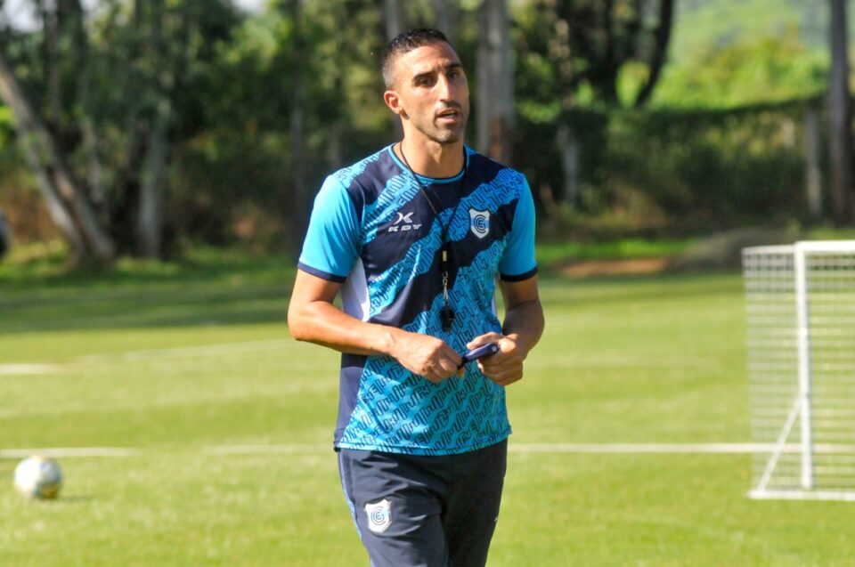 Pellerano analizó el triunfo: «hay que seguir corrigiendo»