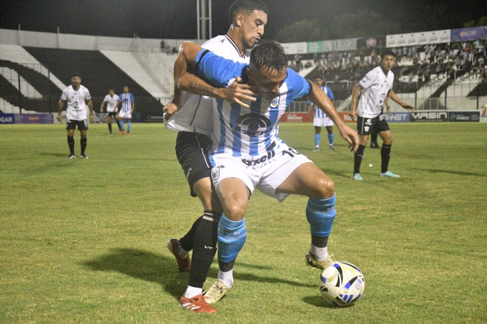 Gimnasia ganó en Chaco y ahora lidera la Zona “B”