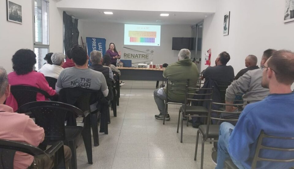 Capacitan a rurales de Mendoza en la elaboración segura de conservas caseras