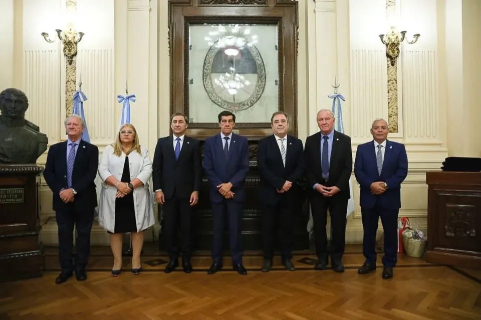 Sadir recibió a autoridades del Parlamento del Norte Grande